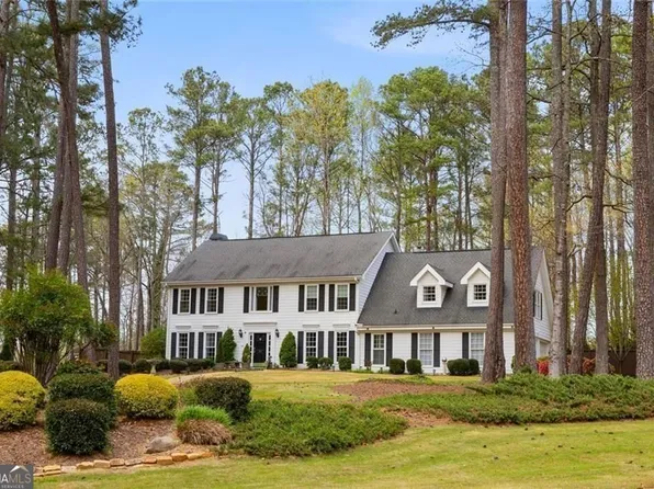 25 Springwater Way, Newnan, GA 30265
