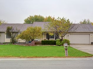 3950 W Harbor Rd, Port Clinton, OH 43452