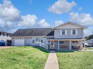 4116 Southern Aire Dr, Saint Louis, MO 63125