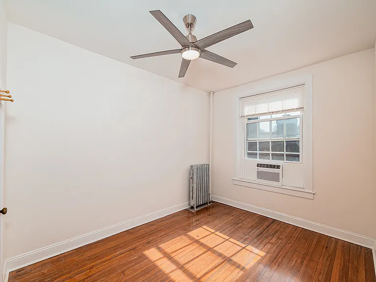 819 Colonial Ave — Photo 38