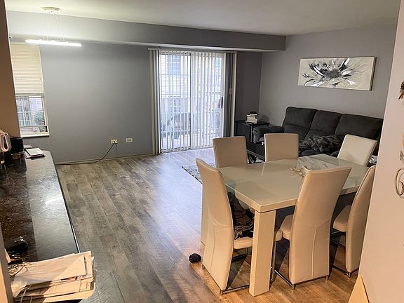 4th image of 130 Crest Wood Ct APT 7