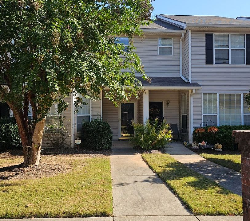 1st image of 430 Rosewood Ln