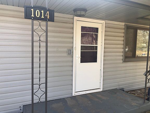 2nd image of 1014 E 15th St
