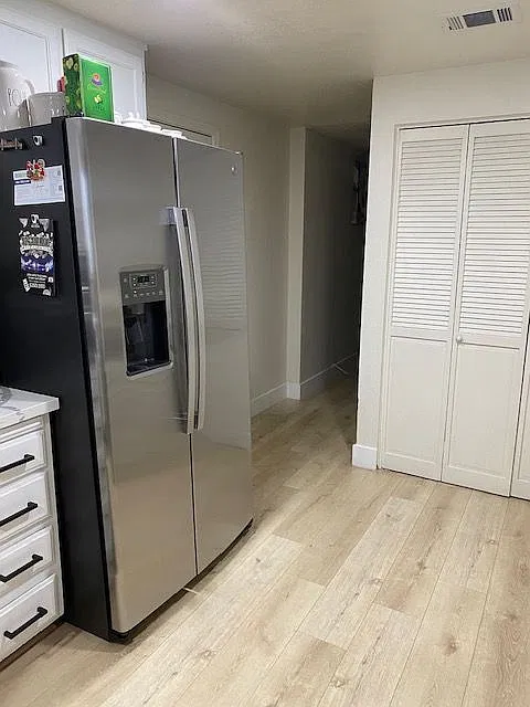 1 bed, 1.0 bath, 110 sqft, $900 — Photo 4