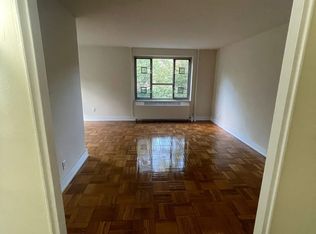 198-01 67th Ave #111, Fresh Meadows, NY 11365