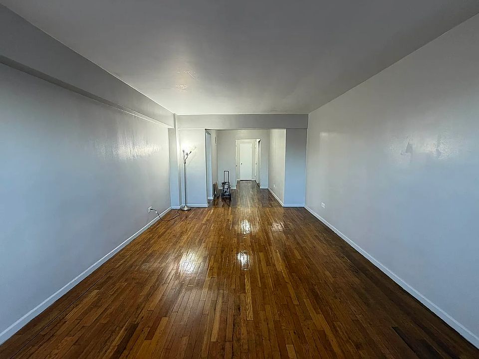 1st image of 1115 Willmohr St #44