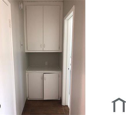 2nd image of 11730 S Vermont Ave #3