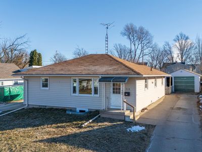 910 S 7th Ave, Marshalltown, IA, 50158
