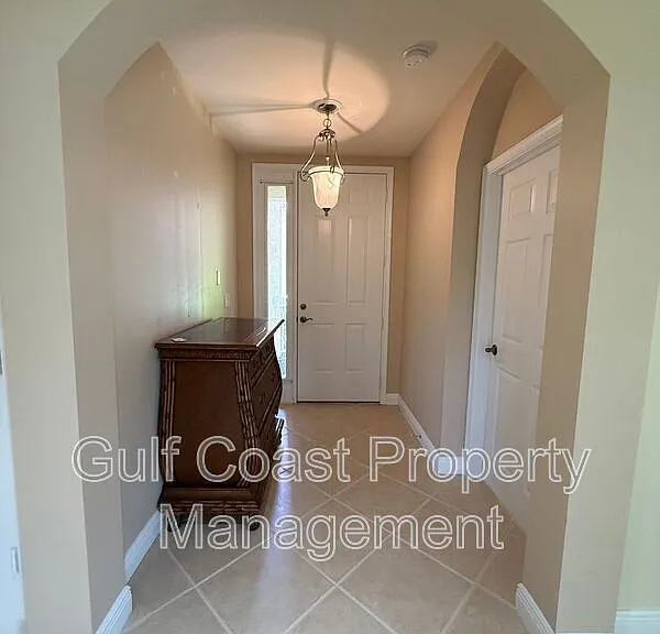 13860 Avon Park Cir — Photo 5