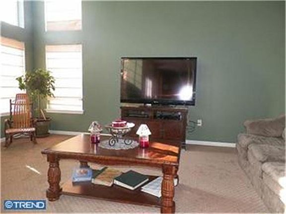 4th image of 167 Bakerfield Dr