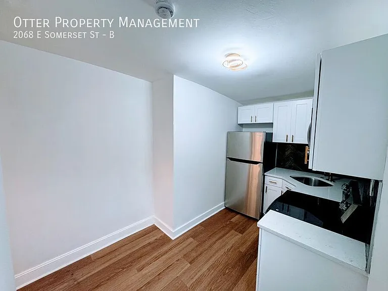 2068 E Somerset St #B — Photo 12