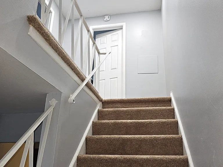 10043 Frontage Rd #G — Photo 7
