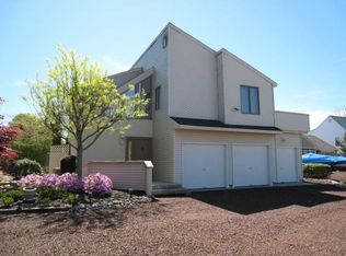 289 Jennings Rd, Manahawkin, NJ 08050