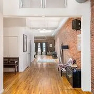 Rented by Metropolitan Property Group | media 20