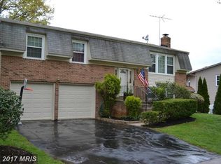 7120 Freshaire Dr, Springfield, VA 22153