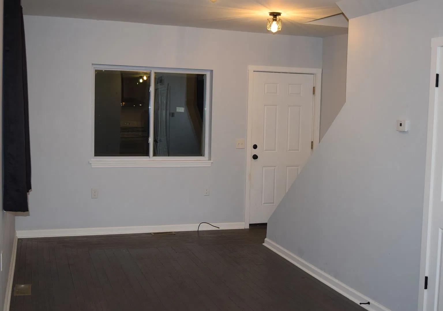 Coming Soon! 2-Bedroom Unit in Convenient Pontiac Location — Photo 3