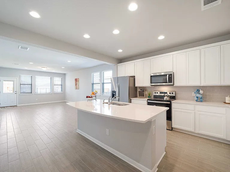 140 Drifter Ln — Photo 2