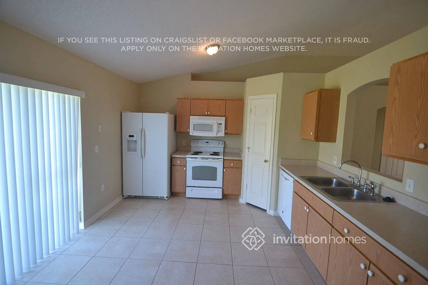 2920 Grayton St Deltona, FL 32738 — Photo 4