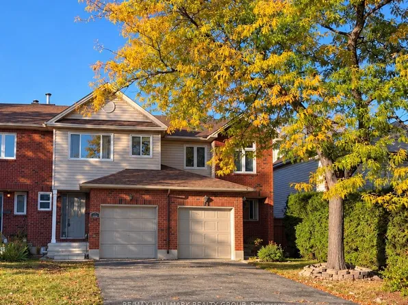 111 Cedarock Dr, Ottawa, ON K2M 2H5