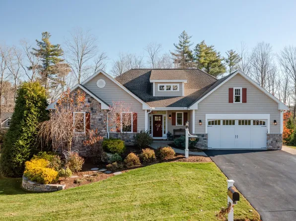 52 Childs Drive, Dover, NH 03820