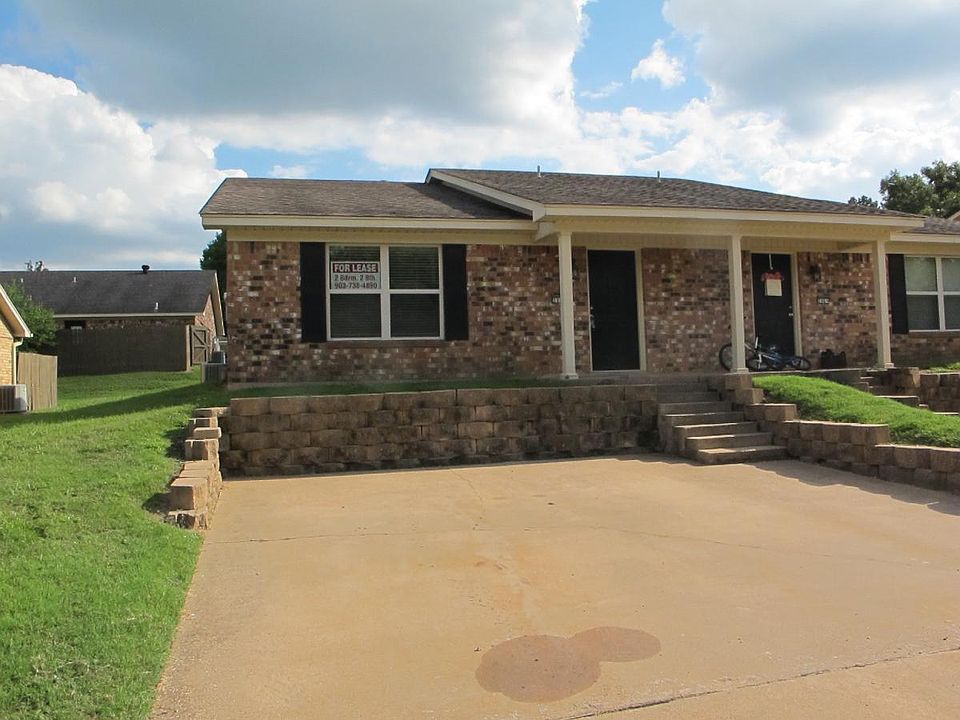 1st image of 306 Mockingbird Ln