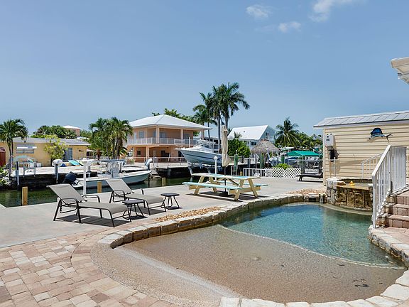 4th image of 1791 Grouper Dr