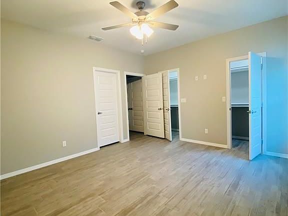 3rd image of 2108 Red Bud St #2