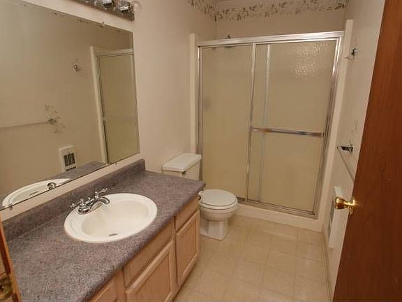 5th image of 831 Duck Lake Dr SE