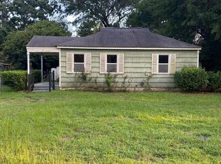 107 Parkway Dr, Warner Robins, GA 31093