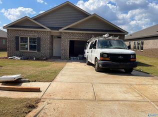 128 High Leaf Dr, Harvest, AL 35749