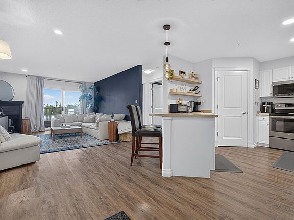 4th image of 6 Spruce Ridge Dr #204A