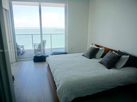4th image of 601 NE 27th St APT 1107