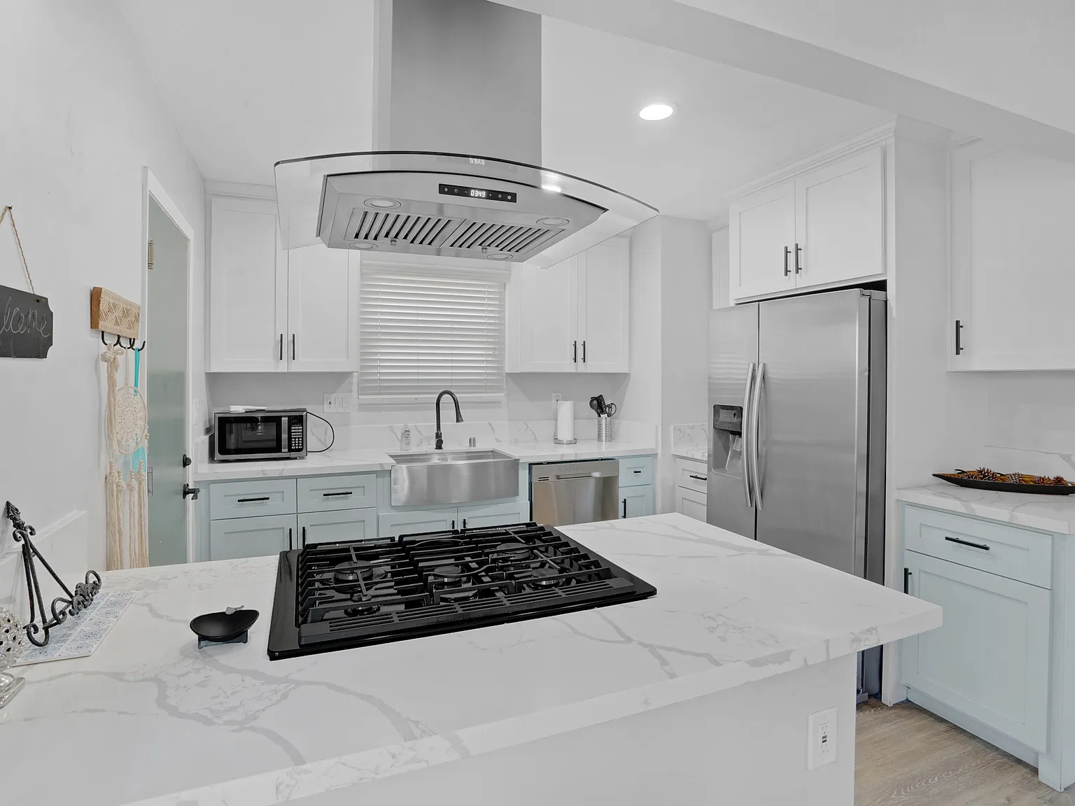 3 bed, 2000 sqft, $3,600 — Photo 2