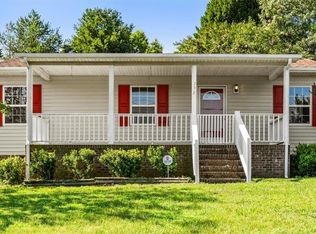 732 Jefferson St, Eden, NC 27288