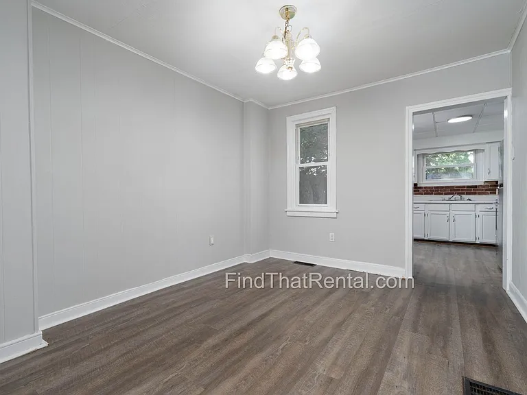 136 W Church Ave — Photo 6