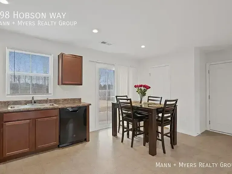 398 Hobson Way — Photo 13
