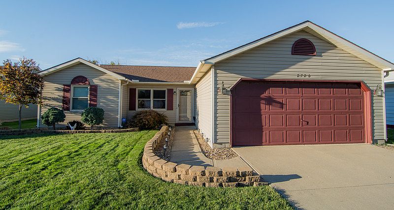 2nd image of 2726 W 39th St