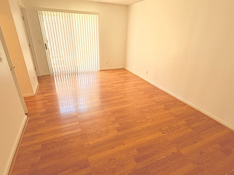 8158 Canyon Oak Dr — Photo 8