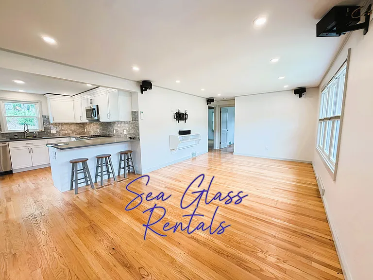 Riverview Dr — Photo 6