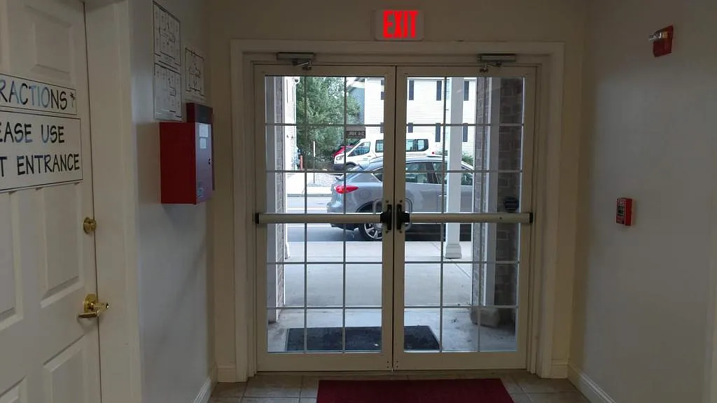 12 Pratt St — Photo 3