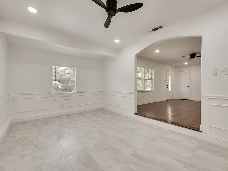1104 Belvedere Dr — Photo 10