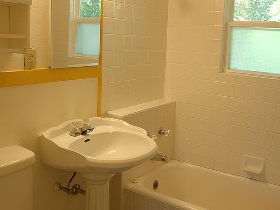 Upstairs bathroom