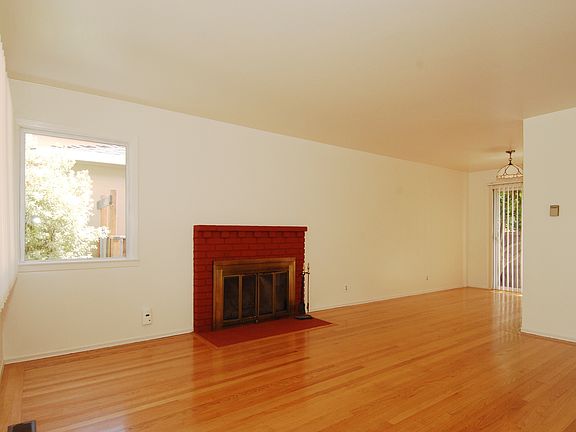 4th image of 908 Haddon Dr