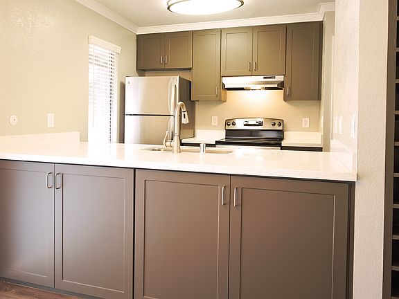 DP5 2BR newkitchen3 (1)