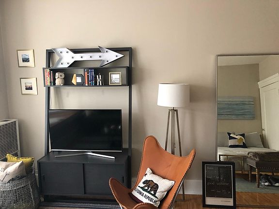 2nd image of 1570 Golden Gate Ave #2