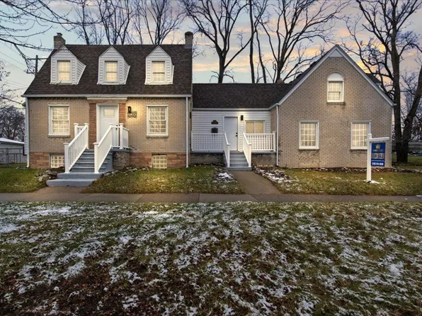 25300 Ann Arbor Trl, Dearborn Heights, MI 48127