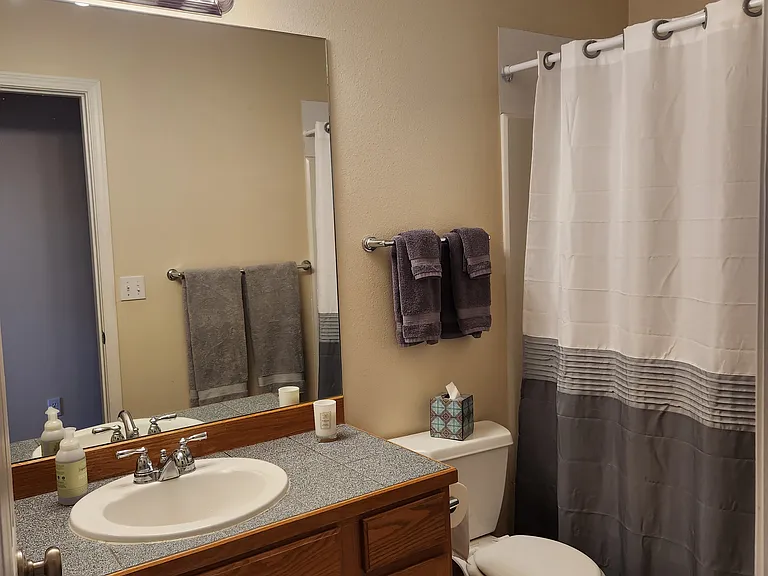 701 S Ruby St #2 — Photo 8