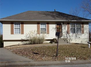 19218 Ponca Dr, Independence, MO 64056