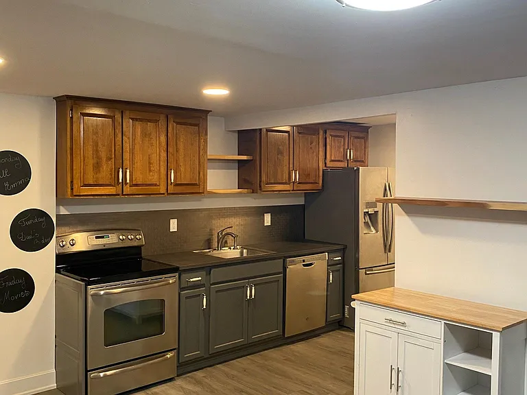 326 Cottage Grove Rd #1 — Photo 41
