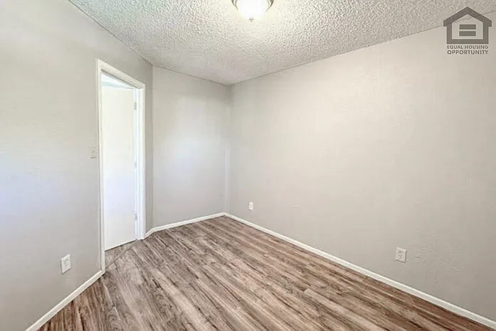 1765 E Pepper Cir #2 — Photo 22